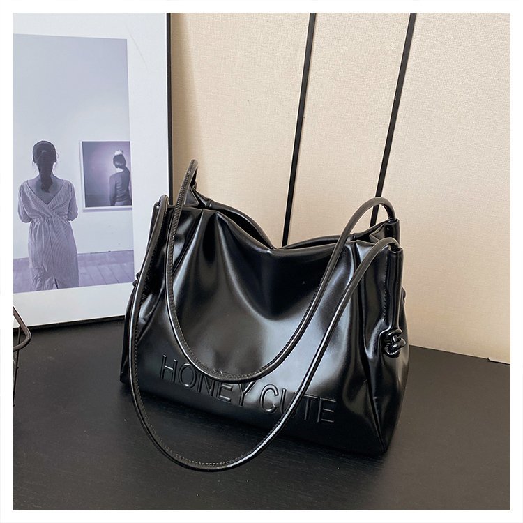 2024 Summer New Tote Bag Single Shoulder Fashion Versatile High-End Large Capacity Student Class Bag Spring
